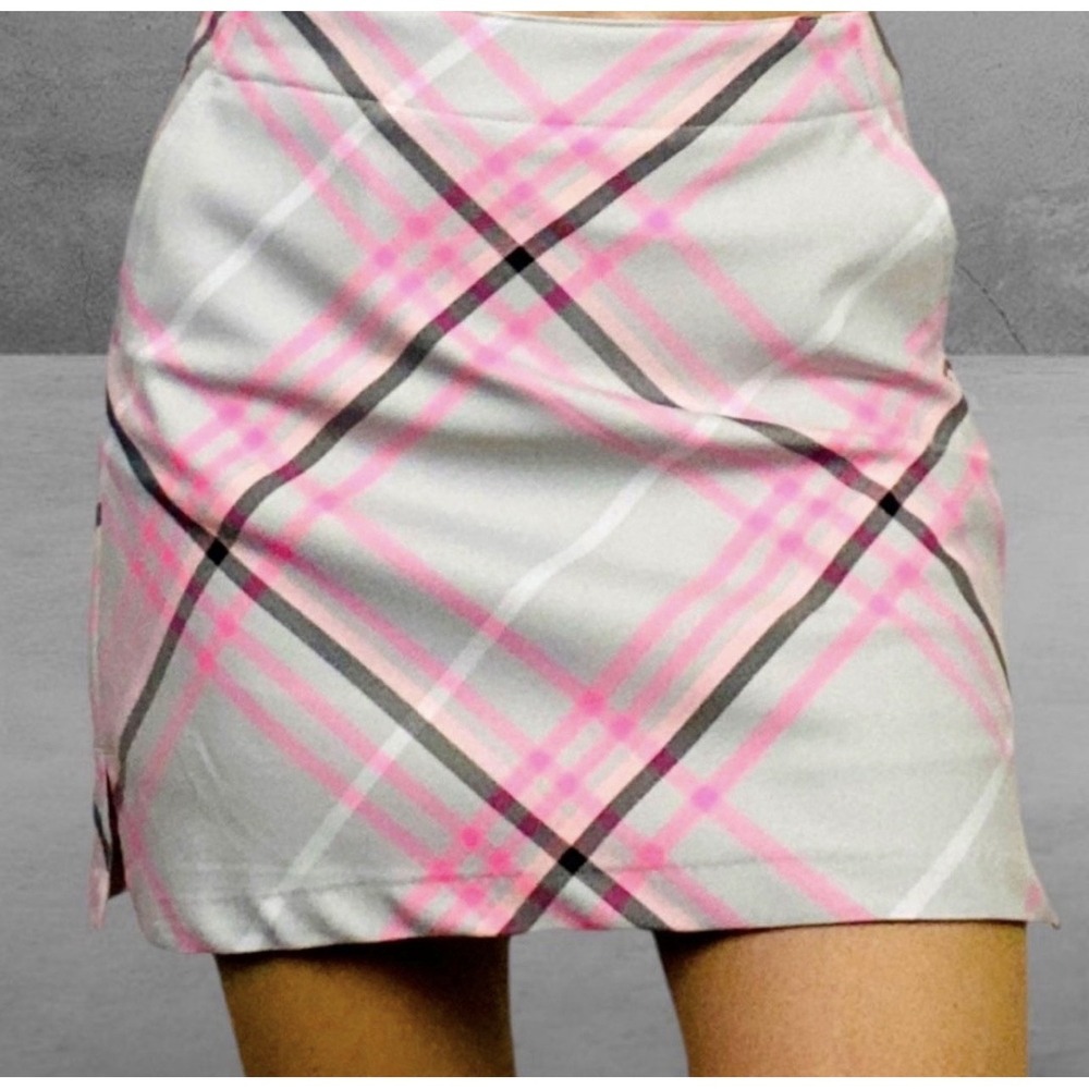 Lady Hagen Pink Grey Plaid Golf Skort Size 4 preppy academia clueless athleisure